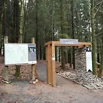 Goscinne Art- Dworek 3*