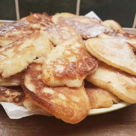 Goscinne Art- Dworek Alojamento de Acomodação e Pequeno-almoço 3*