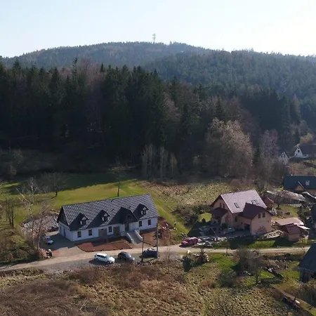 Bed & Breakfast Goscinne Art- Dworek