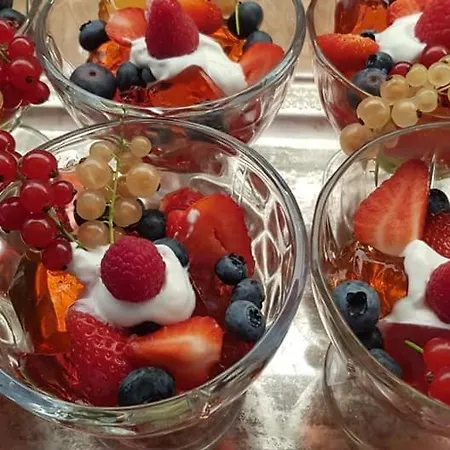 Goscinne Art- Dworek Alojamento de Acomodação e Pequeno-almoço