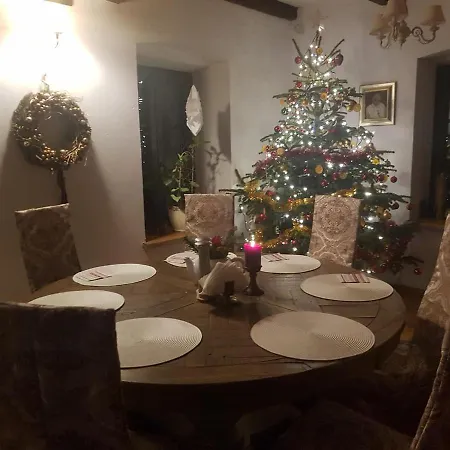 Goscinne Art- Dworek Alojamento de Acomodação e Pequeno-almoço Kudowa-Zdrój