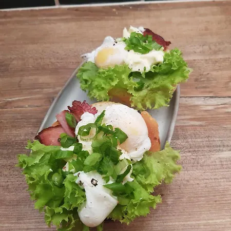 Goscinne Art- Dworek Bed & Breakfast Kudowa-Zdrój