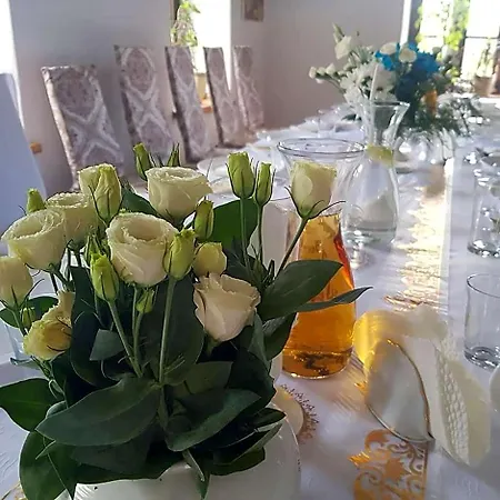 Bed & Breakfast Goscinne Art- Dworek