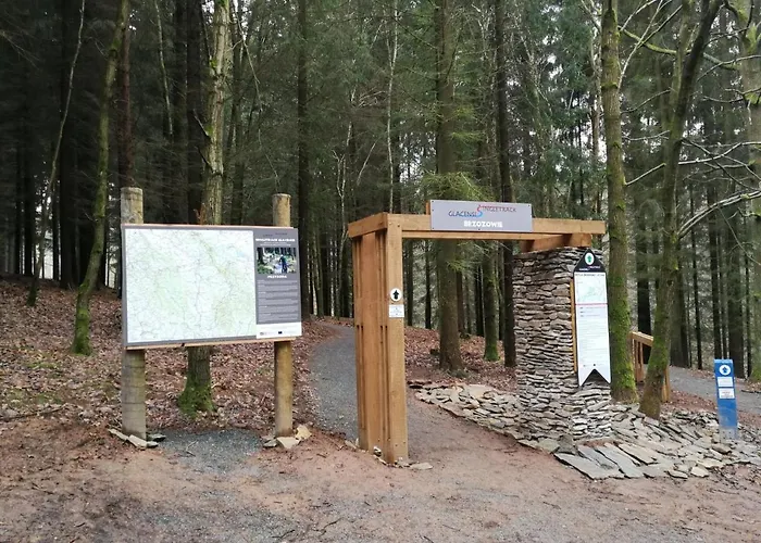 Goscinne Art- Dworek 3*