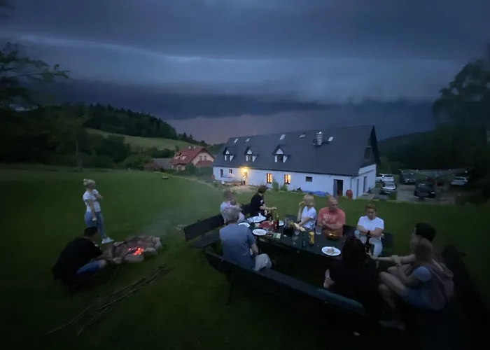 Goscinne Art- Dworek Bed & Breakfast 3*