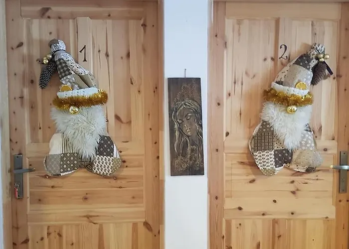 Goscinne Art- Dworek Bed & Breakfast